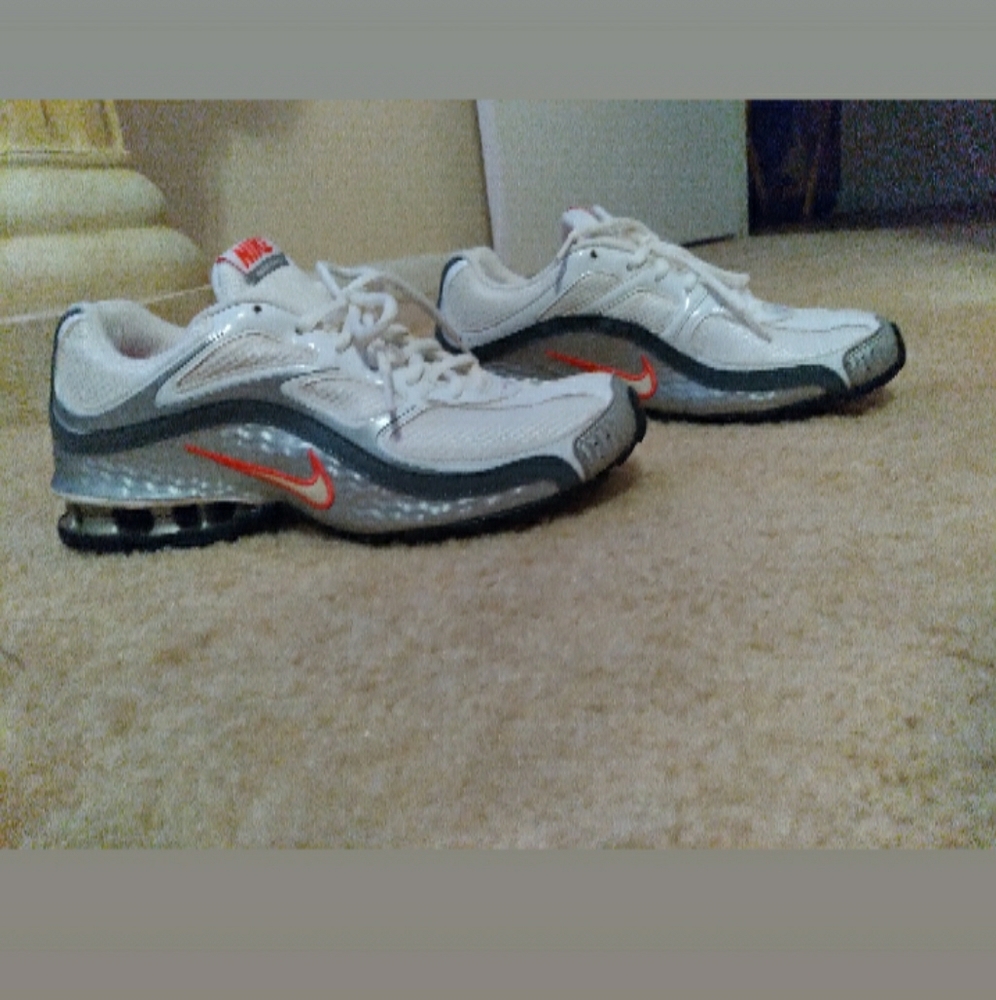Nike reax 5 womens 7.5